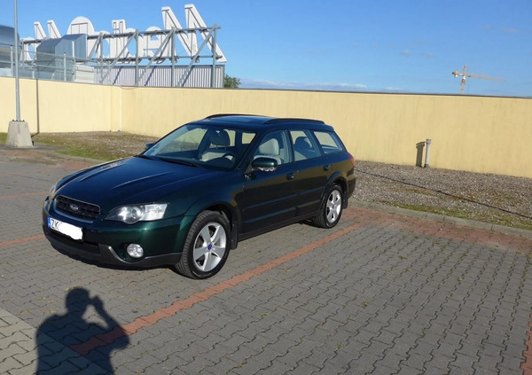 Subaru Outback cena 26000 przebieg: 245000, rok produkcji 2006 z Koszalin małe 529